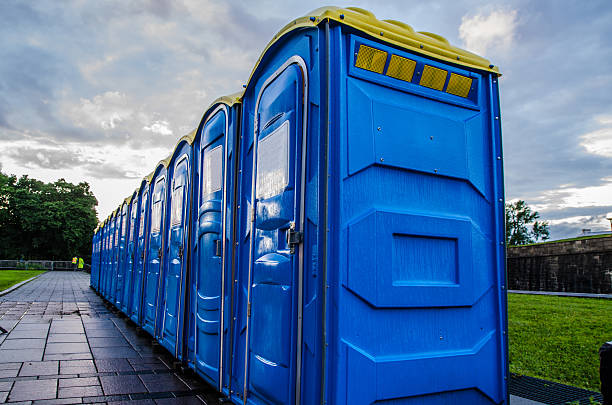 Best Construction site porta potty rental  in North Lindenhurst, NY